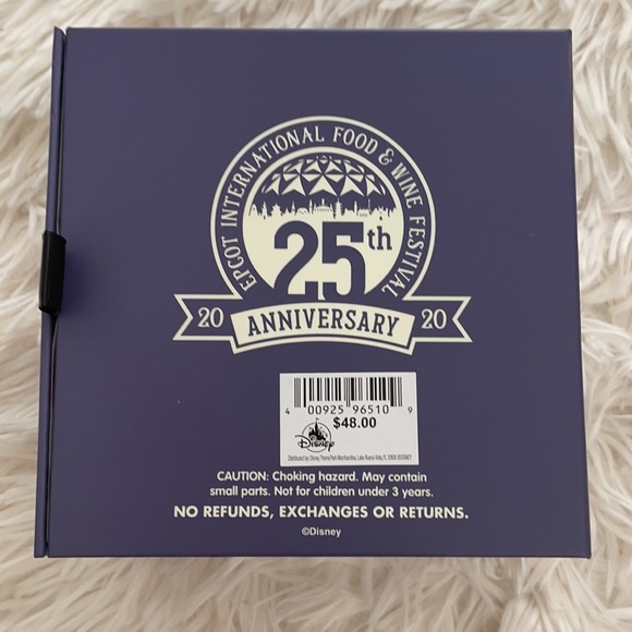 Disney Dooney & Bourke Magic Band - Picture 7 of 7